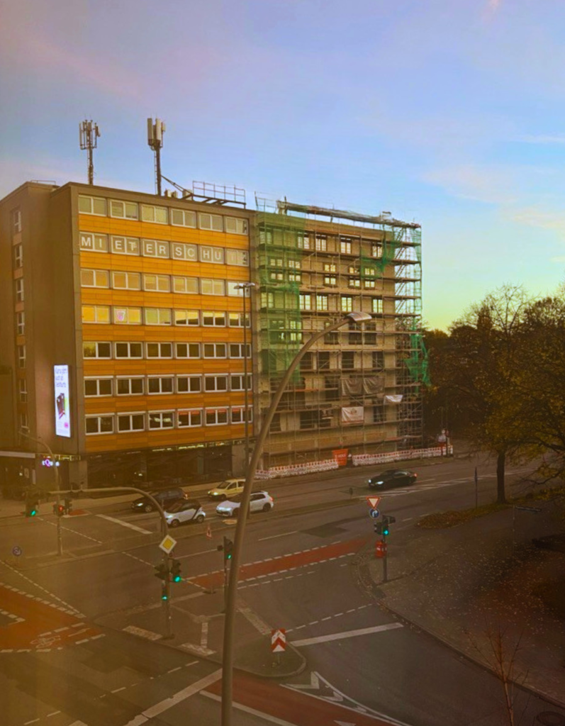 Hamburg Interessenverband Mieterschutz e.V. Gebäude der Geschäftsstelle Hamburg des Interessenverbands Mieterschutz e.V. an einer Kreuzung
